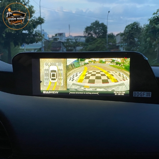  ICAR Elliview V5-P cho xe Mazda
